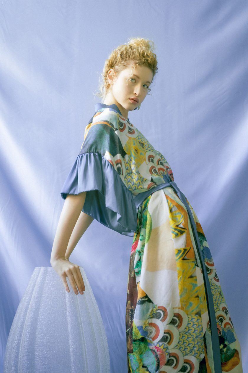 Anarela 100% silk kimono blue