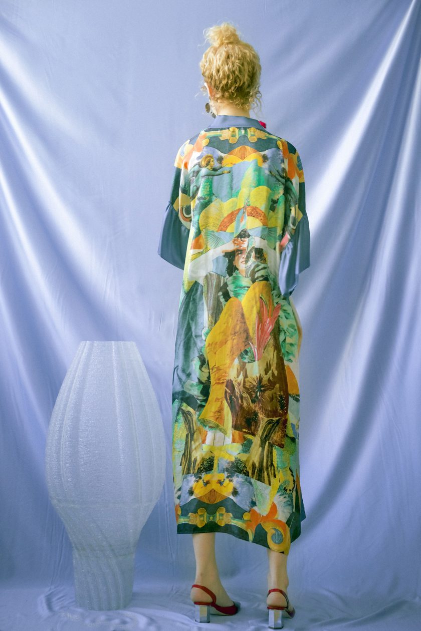 Anarela 100% silk long kimono blue backside